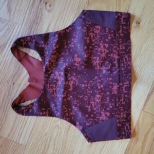 Brooks 3 pocket sports bra